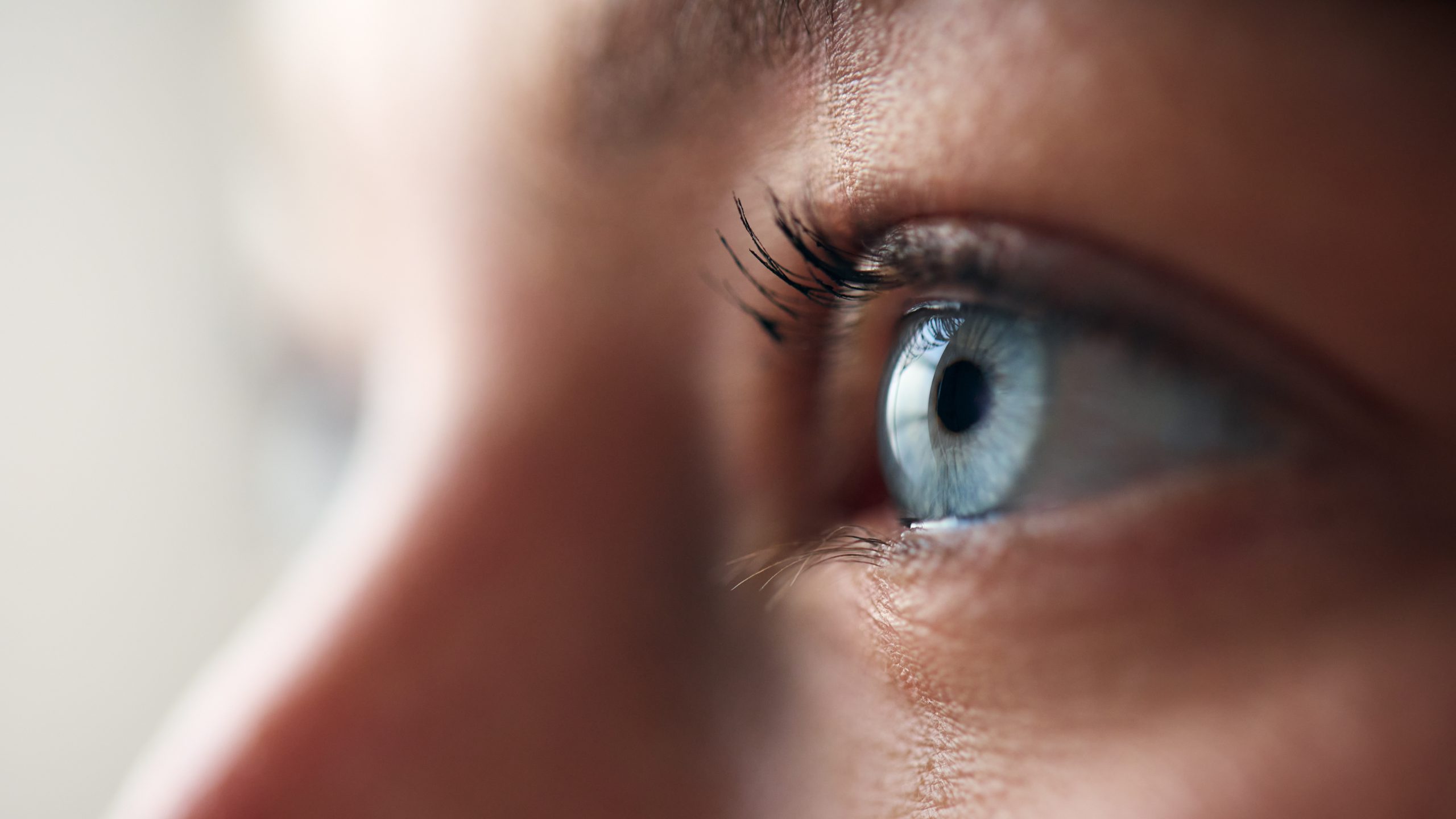 photo oeil vue de pres